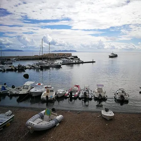 Apartment Affitto Con Bagno Privato A Due Passi Dal Mare Marettimo